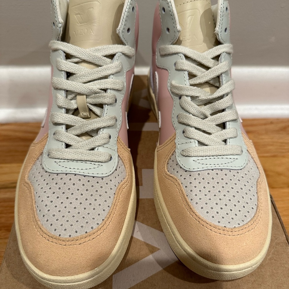 Veja V-15 - Picture 3 of 7